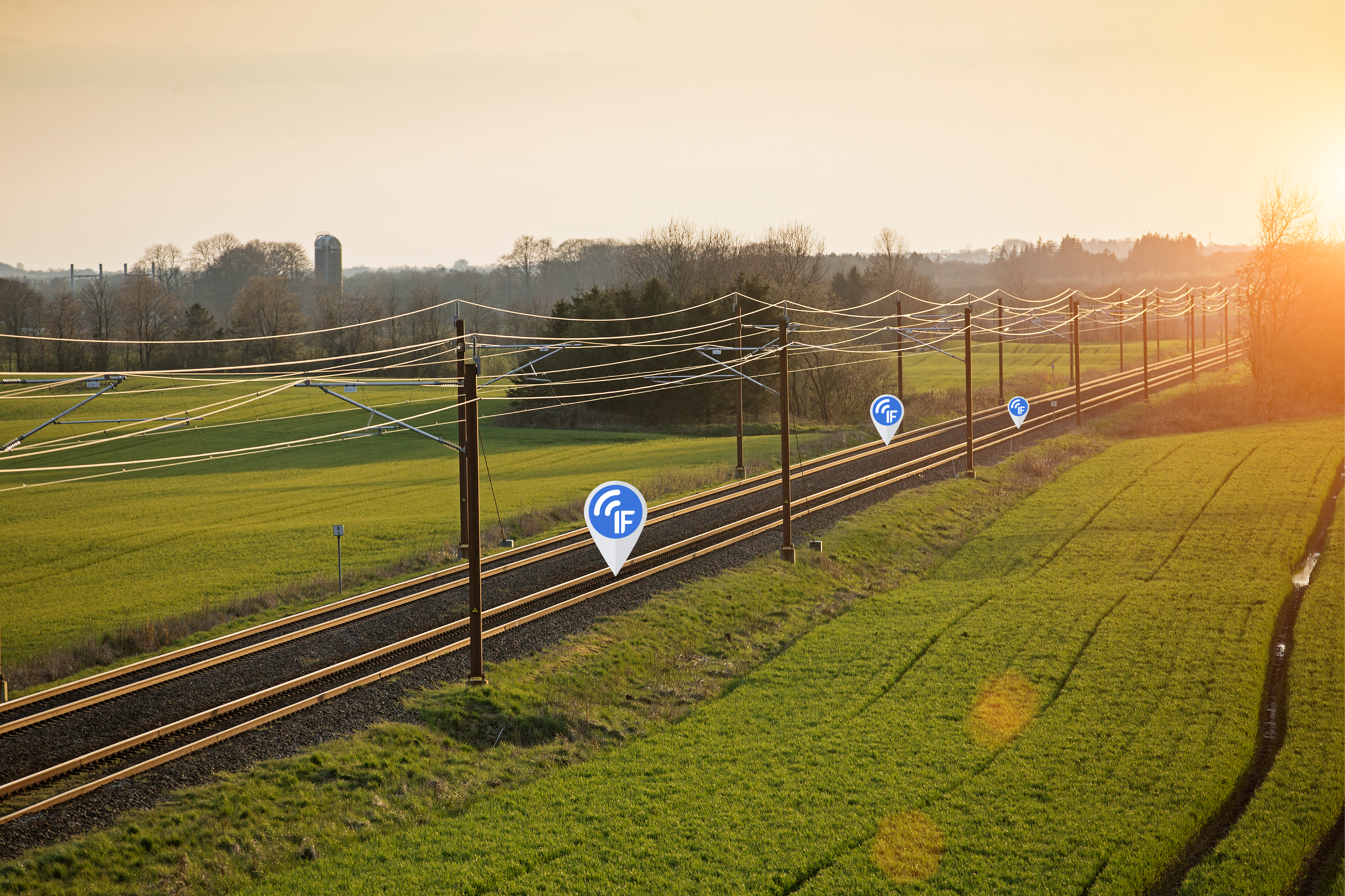 Railway with pointers